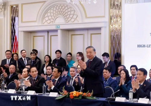 Tổng Bí thư, Chủ tịch nước Tô Lâm dự tọa đàm cấp cao với lãnh đạo doanh nghiệp tiêu biểu châu Âu và Bỉ