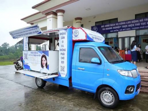 Khảo sát nhu cầu thực hiện thủ tục hành chính, dịch vụ hành chính công lưu động cho công nhân, người lao động trong các khu CNC, KCN
