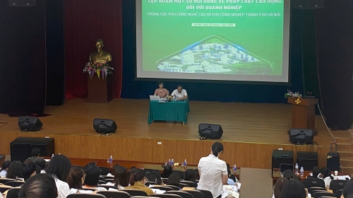 Tập huấn cho các doanh nghiệp về một số nội dung cần lưu ý khi ký kết hợp đồng lao động, tiền lương, thời giờ làm việc, thời giờ nghỉ ngơi và kỷ luật lao động, trách nhiệm vật chất